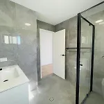 262atroughton Guest house Brisbane
