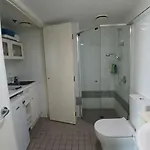 1 Bed Studio Apartment Near Eagle Street