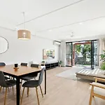 Stunning 3-Bed 3-Bath Home By Hawthorne Park