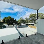 262atroughton Guest house 3*