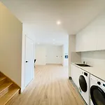 Guest house 262atroughton Brisbane