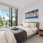 Elegant And Tranquil 1Bed 1Bath 1Car Hamilton