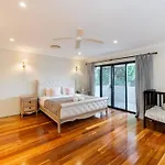 Spacious 5Br 3Ba Home W Parking And Yard In Sunnybank M11