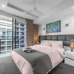 South Bank Living! ~ 1Bed, 1Bath, 1Car, Balcony