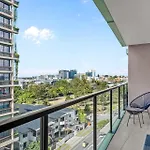 South Bank Living! ~ 1Bed, 1Bath, 1Car, Balcony