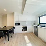 262atroughton Guest house