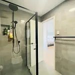 262atroughton Brisbane