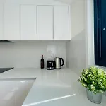 262atroughton Guest house