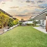 Luxury Golf Course Home With Theater At Cannon Hill