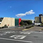262atroughton 3* Brisbane