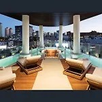 Deluxe 2Bd Apt With Infinity Pool