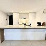 Apartment Deluxe 2bd With Infinity Pool *
