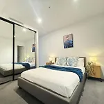 Apartment Deluxe 2bd With Infinity Pool Brisbane