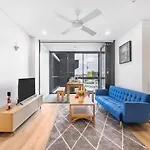 Valley Centre Boutique 1Br Apt Pool N Carpark