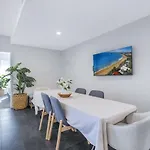 Apartment Contemporary Apt, Premium Local, Wifi, Wine, Cafes By Custom Hosting Brisbane
