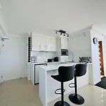 Cbd High Rise River Citywalk Freeparking Wi-fi *
