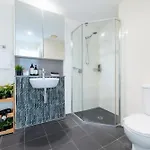 Apartment River & City Views 2 Bed 2 Bath Skyline *