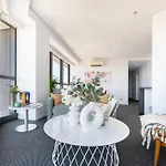 River & City Views 2 Bed 2 Bath Skyline *