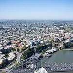 River & City Views 2 Bed 2 Bath Skyline * Brisbane