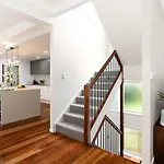 Large Family Pool Home In Taringa 6Km To Cbd Pets