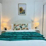 Convenient 2-Bdr Studio In Macgregor 3Elb