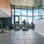 Margaret In The Sky - An Exceptional Urban Retreat