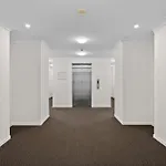 South Vale Apartments Southbank