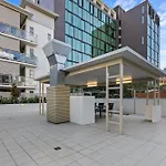South Vale Apartments Southbank