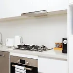 Cityside Comfort 1Br Retreat In West End Parking
