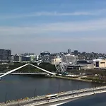 Luxury 1br In River Firework View Apartment