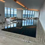 Sharing Apartment With Me Own Bathroom