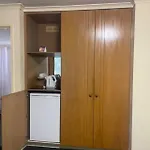 Cozy 1 Bedroom Ideal 4 Business By Custom Bnb Hosting