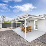 Central Sunnybank 4 Bedrooms Home, Family Friendly