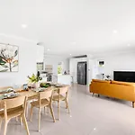 Central Sunnybank 4 Bedrooms Home, Family Friendly