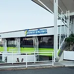 Calamvale Hotel Suites And Conference Centre