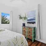Room In Large Home 6 Min To Cbd