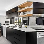 Central Apartment In South Bank