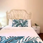 Affordable 3-Bedroom Grannyflat In Coopers Plains