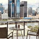 Spectacular Southbank View Apt