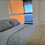 Homestay Private And Bathroom In A Shared Brisbane