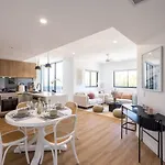 2 Beds Apt Walk To Shops And Trails 12 Mins To Cbd