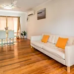 Holiday home Tranquil 3 Bedroom Modern Style House In Sunnybank *