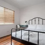 Tranquil 3 Bedroom Modern Style House In Sunnybank Holiday home Brisbane