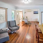 Tranquil 3 Bedroom Modern Style House In Sunnybank Brisbane