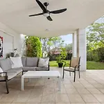 Garden Apt 2Bed X 2Bath, Parking