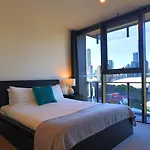 Beautiful 2B2B Apart. In South Brisbane