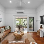The Courtyard Store 2bed-2bath - New Farm Apartment Brisbane