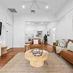 Apartment The Courtyard Store 2bed-2bath - New Farm Brisbane