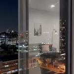 High Lvl Private And Quiet River View 2Bd Apt