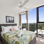 2B Golf Parkside Panoramic Cityview Topfloor